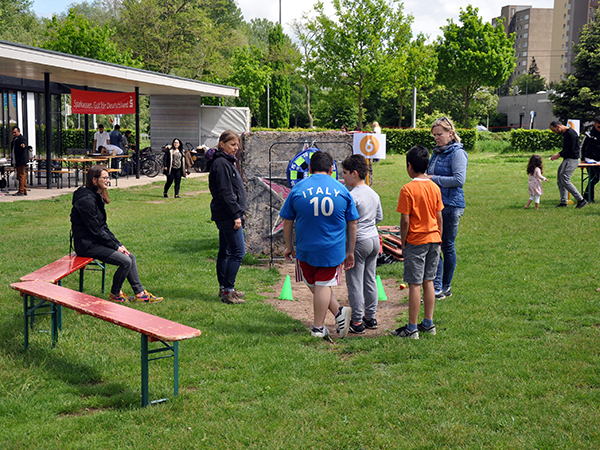Spiele-Parcours-Station "Outdoor-Dart" (2)